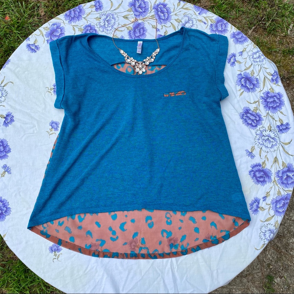 Blue and leopard scarf T, size large, women’s, sheer blouse, droptail, large